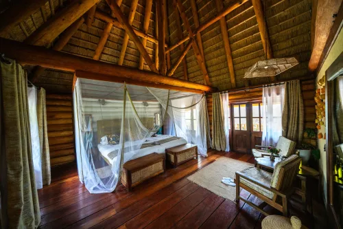 Kyaninga Lodge cottages interior